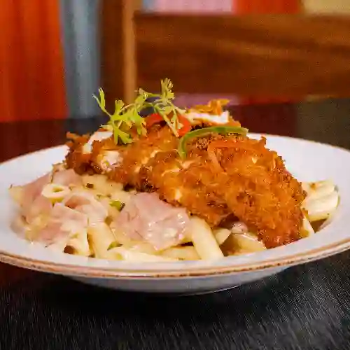 Pastas cremosas de pollo crocante
