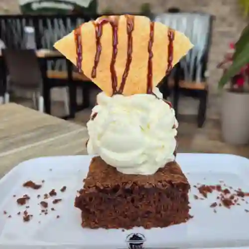 Brownie con Helado