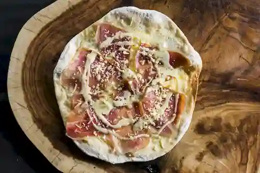 Pizza de Jamón Serrano