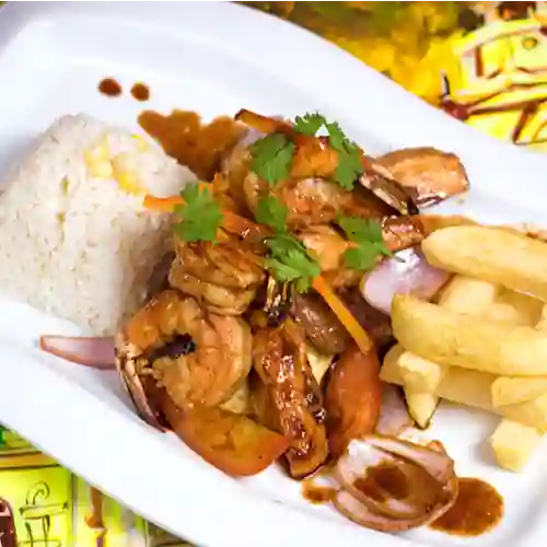 Saltado Kusi