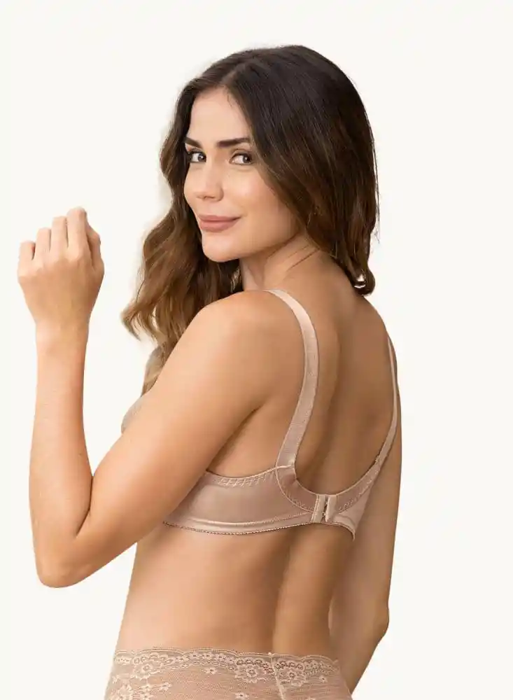 Brasier Clásico Sin Arco Con Copas En Encaje 01176