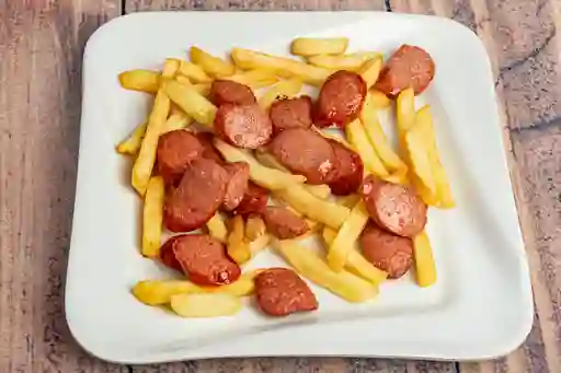 Salchipapa americano sencillo