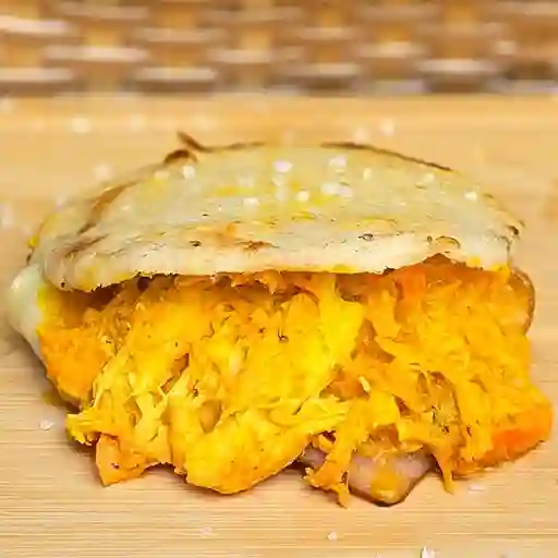 Arepa con Pollo