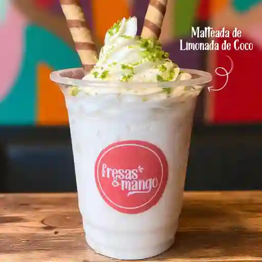 Malteada de limonada de coco