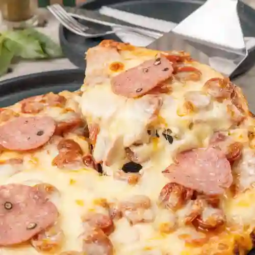 Pizza Carnes Grande