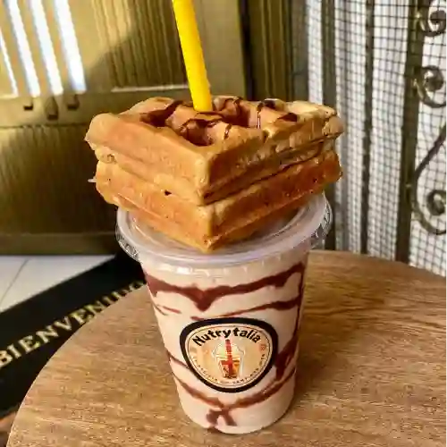 Combo Malteada Extragrande y Waffle