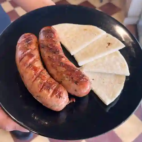 Chorizo Artesanal con Arepa