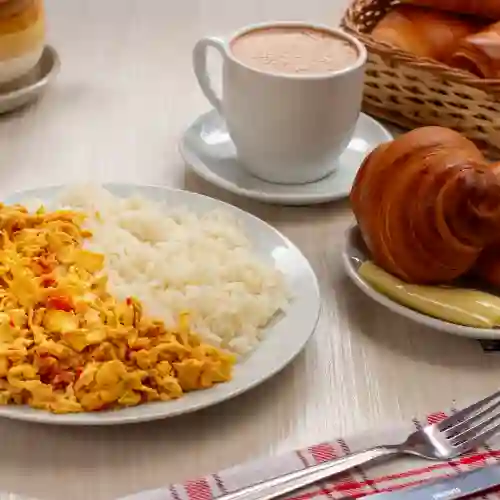 Combo Huevos con Arroz