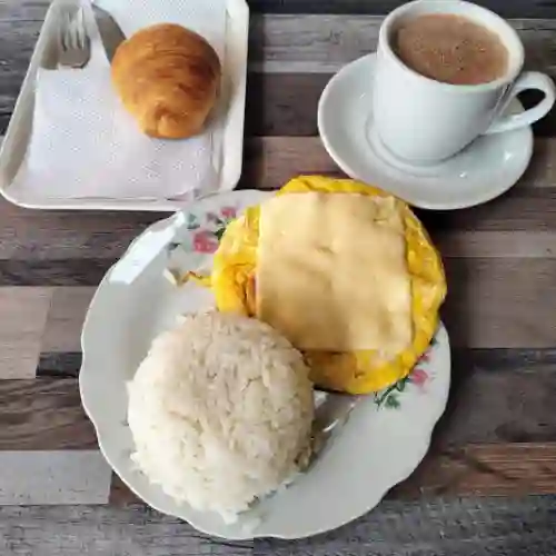 Combo de Huevos Rancheros.