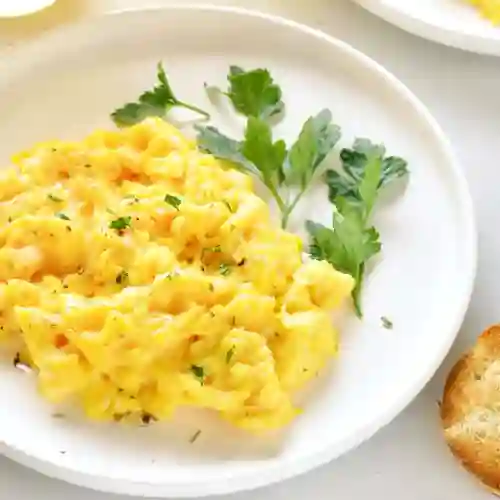 Huevos Revueltos + Croissant