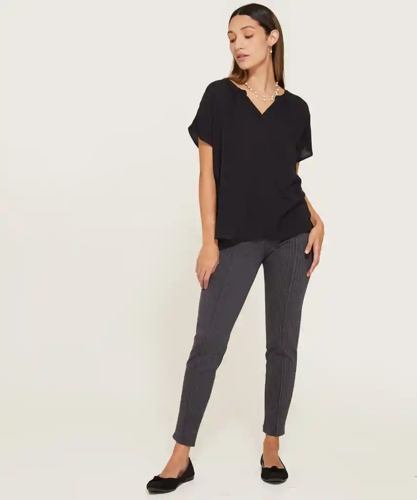 Blusa Manga Corta Con Cuello Mao Y Escote V