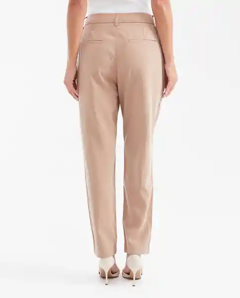 Pantalón Sartorial Essential Cafe Rubio Medio T 8 Chevignon