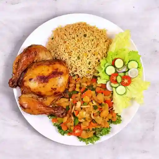 Pollo Entero más Arroz Chino más Ensalada