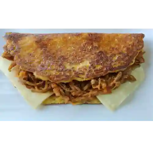 Cachapa Especial con Carne Desmechada