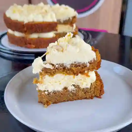 Torta de zanahoria porción