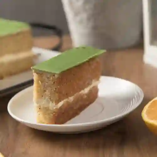 Porción Torta de Naranja y Amapola