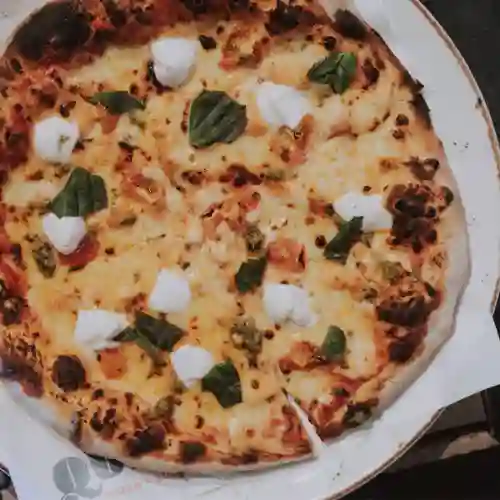 Pizza Bococcini de Salmón Personal