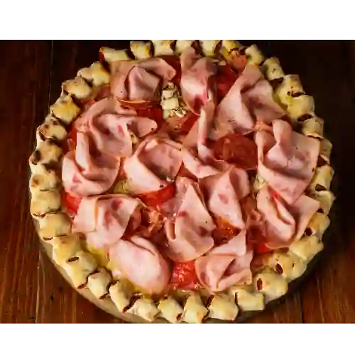 Pizza Mediana 6 Carnes Combinada