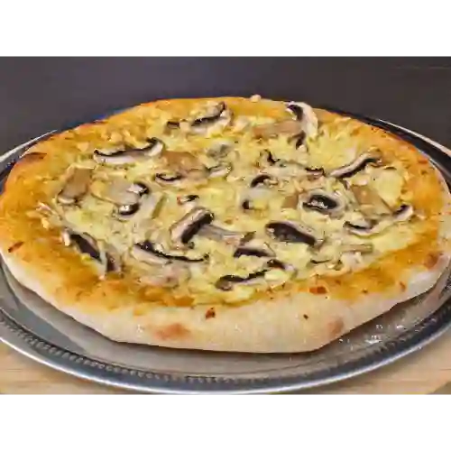 Pizza Pollo-Champiñón