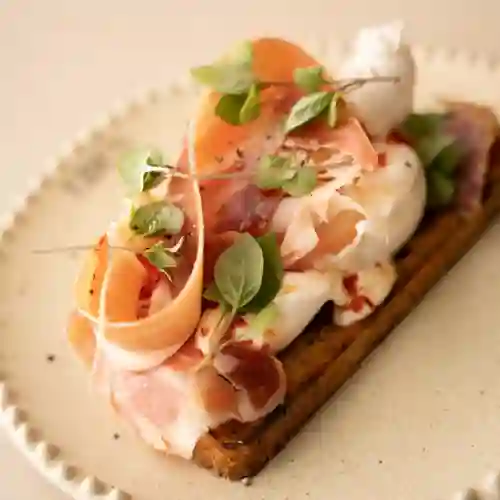 Tostadas Di Bufala