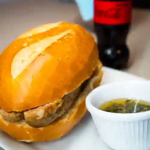 Choripan Argentino y Gaseosa