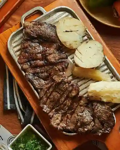 Carne a la Parrilla