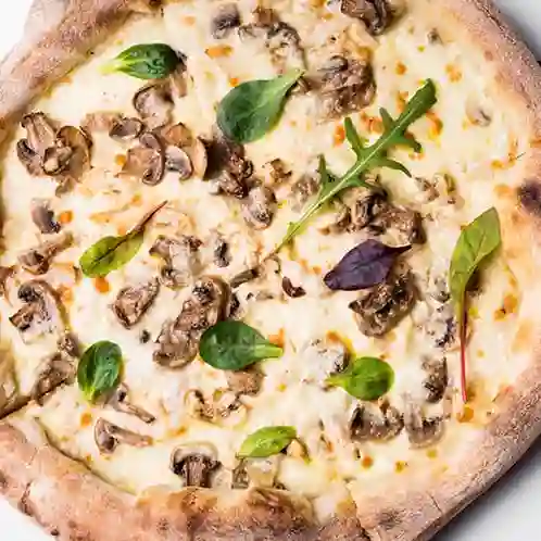 Pizza Pollo y Champiñones Grande