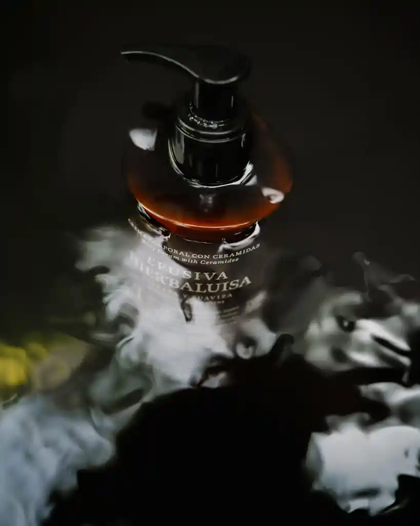 Crema Corporal Con Ceramida Efusiva Hierbaluisa