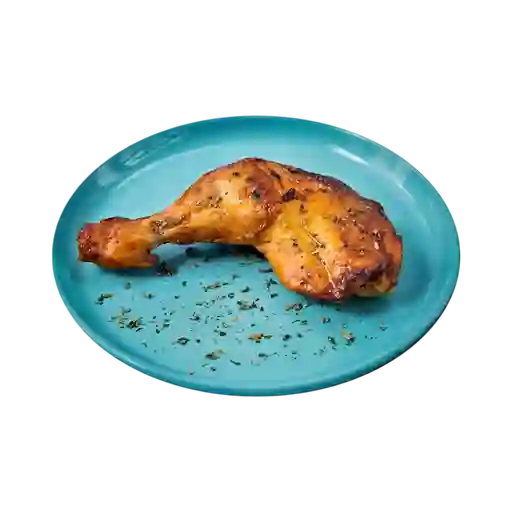1/2 Pollo Frito con Papas a la Francesa.