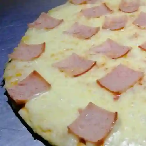 Pizza Jamón y Queso (Grande de 40 Cm)