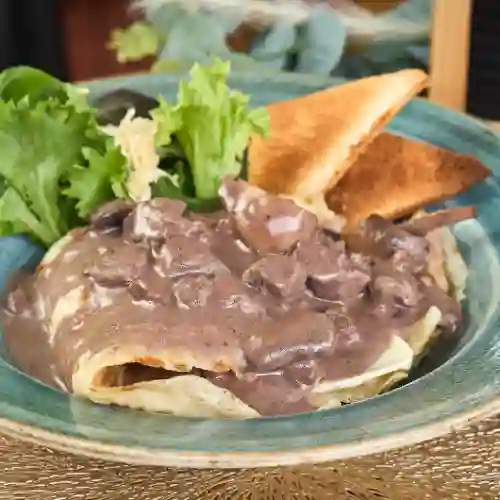 Crepes de Solomito y Vino Tinto