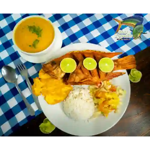 Filete en Salsa de Mariscos