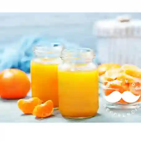 Jugo de mandarina natural