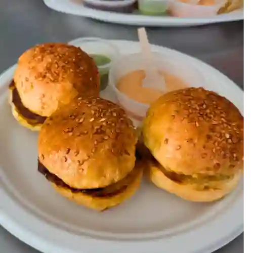 Mini hamburguesas x3