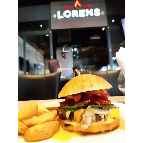 Lorens Queen Burger (Participante)