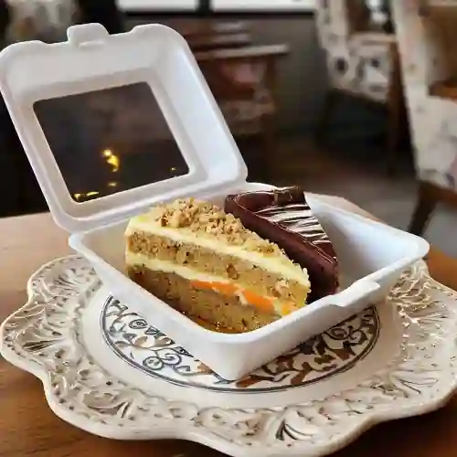 Combo (2) Porciones de Torta