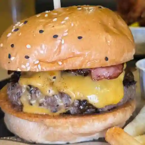 2 Cheese Burger + Papas