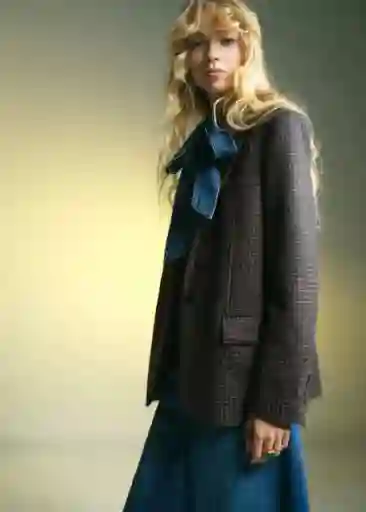 Blazer Americana Scone Gris Talla S Mujer Mango