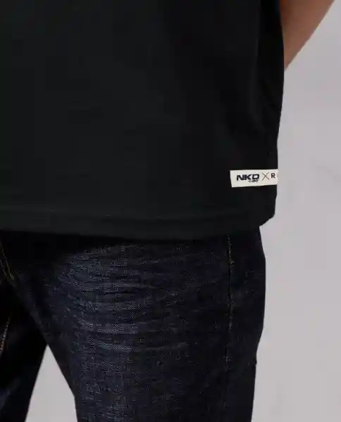 Camiseta Akt Hombre Negro Sombrio Ultraoscuro Talla M 2953 Rifle