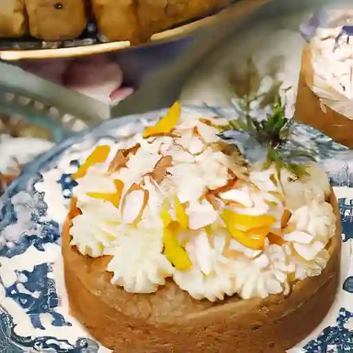 Porción de torta de zanahoria