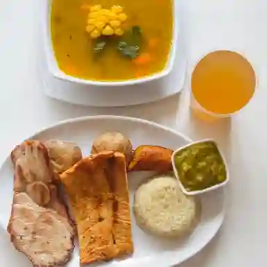 Almuerzo ejecutivo con 2 carnes