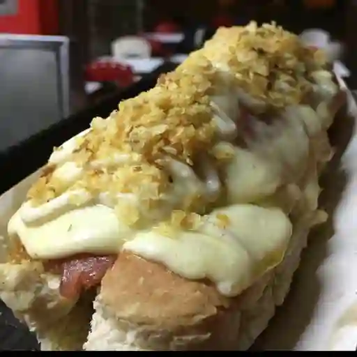 Perro pollo tocineta