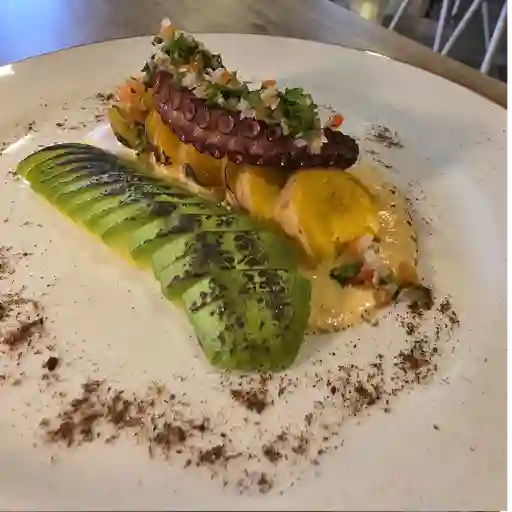 Pulpo a la huancaina