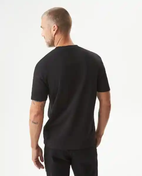 Camiseta Small Graphic Masculino Negro Sombrio Talla M Chevignon