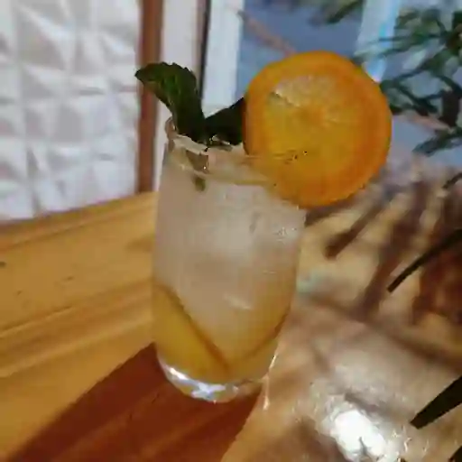Soda De Frutos Amarillos