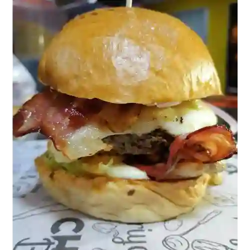 Hamburguesa chicken steak burger