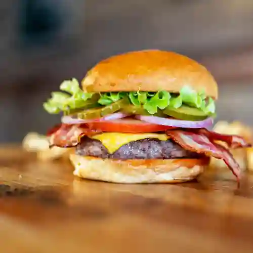 La Joven Angus Queso y Tocineta