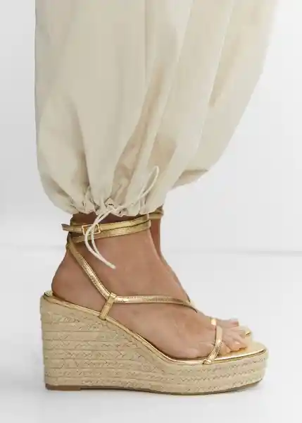 Sandalias Ficus Oro Talla 42 Mujer Mango