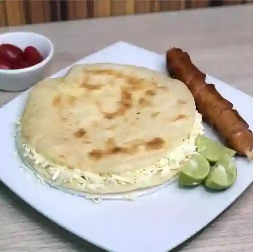 Chorizo con Arepa