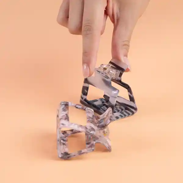 Set de Pinzas Para Cabello Marmoleadas Serie Miniso